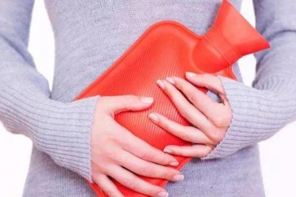 經(jīng)期推遲是什么原因有哪些 經(jīng)期血塊多是什么原因引起的 經(jīng)期推遲是什么原因有哪些 經(jīng)期血塊多是什么原因引起的