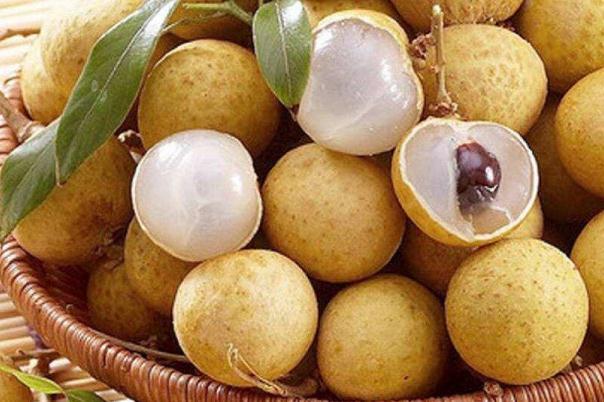 龍眼孕婦可以吃嗎 龍眼孕婦吃了會(huì)怎么樣 龍眼孕婦可以吃嗎 龍眼孕婦吃了會(huì)怎么樣