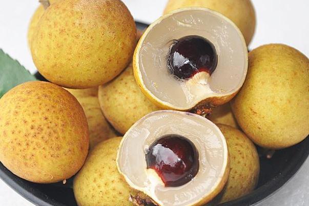 龍眼孕婦可以吃嗎 龍眼孕婦吃了會(huì)怎么樣 龍眼孕婦可以吃嗎 龍眼孕婦吃了會(huì)怎么樣