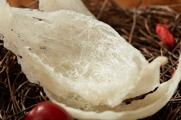 燕窩要空腹吃嗎 燕窩空腹吃還是飯后吃比較好 燕窩要空腹吃嗎 燕窩空腹吃還是飯后吃比較好