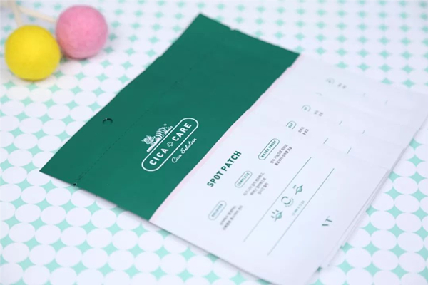 痘痘貼貼多久拿下來(lái) 痘痘貼貼出來(lái)的白色東西是什么