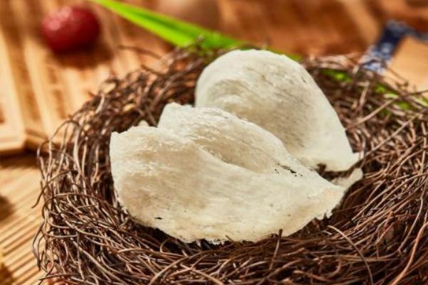 燕窩要浸泡多久才能燉 燕窩要燉多久 燕窩要浸泡多久才能燉 燕窩要燉多久