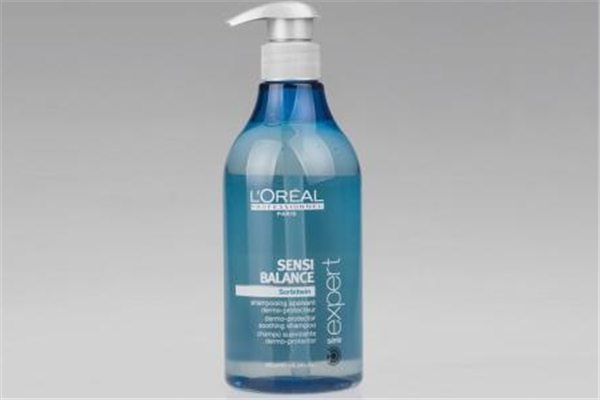 洗發(fā)水買滋潤(rùn)還是控油 洗發(fā)水怎么買適合自己的 洗發(fā)水買滋潤(rùn)還是控油 洗發(fā)水怎么買適合自己的