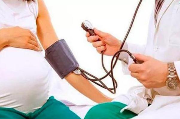 孕期高血壓可以順產(chǎn)嗎 孕期高血壓可以吃降壓藥嗎 孕期高血壓可以順產(chǎn)嗎 孕期高血壓可以吃降壓藥嗎