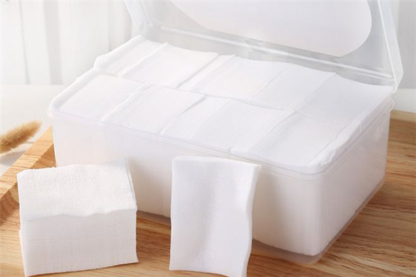 化妝棉用薄的還是厚的 化妝棉什么樣的好用 化妝棉用薄的還是厚的 化妝棉什么樣的好用