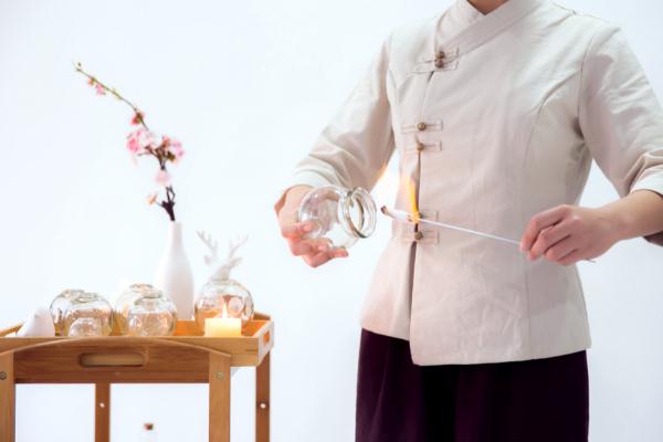 拔火罐能吹空調(diào)嗎 拔火罐能吹風(fēng)嗎 拔火罐能吹空調(diào)嗎 拔火罐能吹風(fēng)嗎