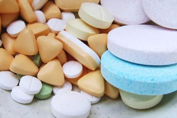 止痛藥是飯前還是飯后吃 止痛藥可以空腹吃嗎 止痛藥是飯前還是飯后吃 止痛藥可以空腹吃嗎