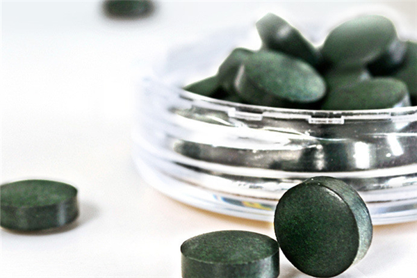 螺旋藻片是飯前吃還是飯后吃 螺旋藻片什么時(shí)候吃最好 螺旋藻片是飯前吃還是飯后吃 螺旋藻片什么時(shí)候吃最好