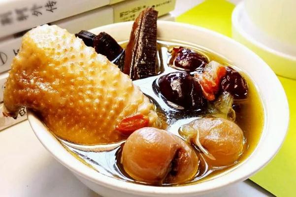 靈芝可以治療癌癥嗎 吃靈芝對(duì)脂肪肝有沒有好處