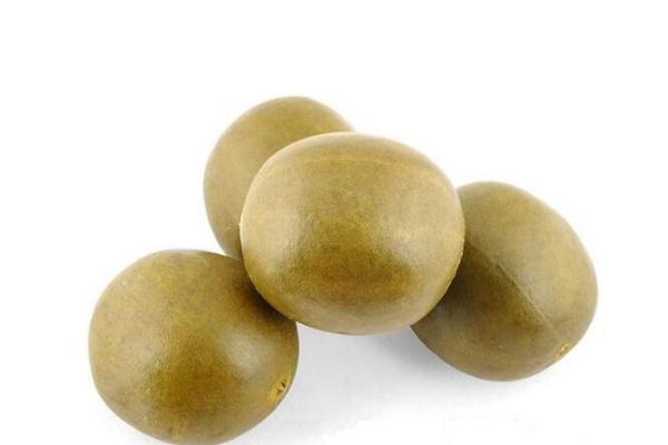 羅漢果可以天天喝嗎 羅漢果可以和菊花一起泡水喝嗎 羅漢果可以天天喝嗎 羅漢果可以和菊花一起泡水喝嗎