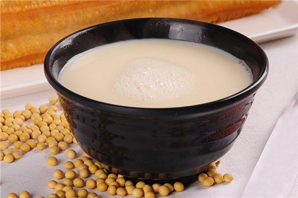 豆?jié){可以天天喝嗎 豆?jié){每天喝多少最好 豆?jié){可以天天喝嗎 豆?jié){每天喝多少最好