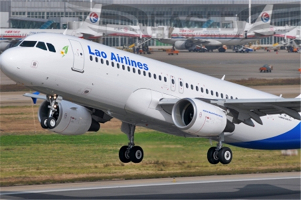 坐飛機(jī)要帶護(hù)照嗎 坐飛機(jī)需要什么證件 坐飛機(jī)要帶護(hù)照嗎 坐飛機(jī)需要什么證件