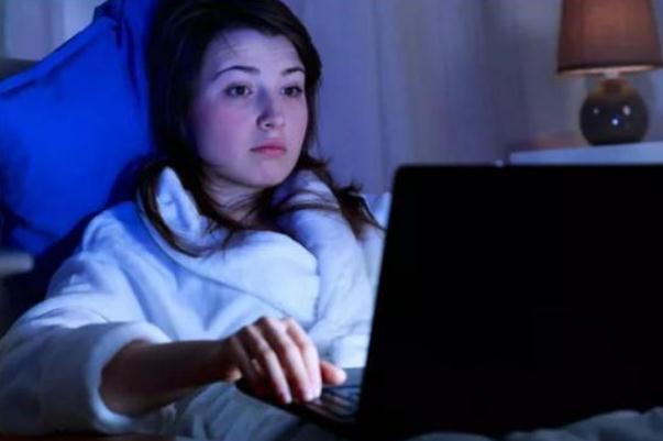 熬夜可以喝什么茶最好 熬夜可以喝咖啡嗎 熬夜可以喝什么茶最好 熬夜可以喝咖啡嗎