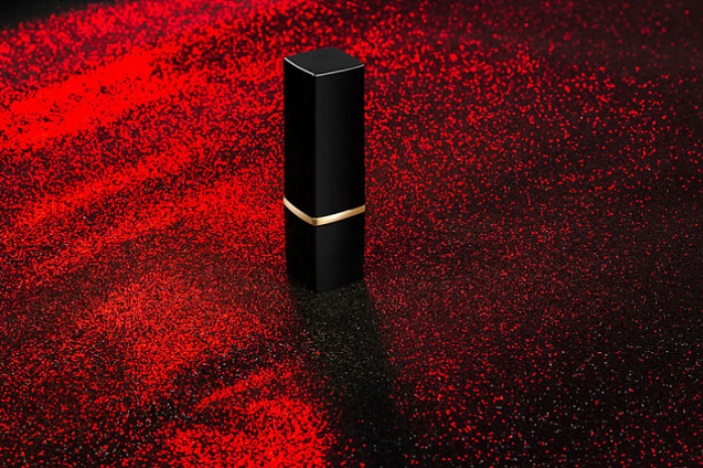 口紅怎么不掉色不沾杯 口紅掉色的好一點還是不掉的好一點 口紅怎么不掉色不沾杯 口紅掉色的好一點還是不掉的好一點