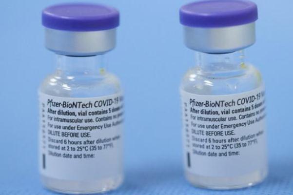 為什么打完新冠疫苗不能洗澡 打新冠疫苗后多喝水有什么作用 為什么打完新冠疫苗不能洗澡 打新冠疫苗后多喝水有什么作用