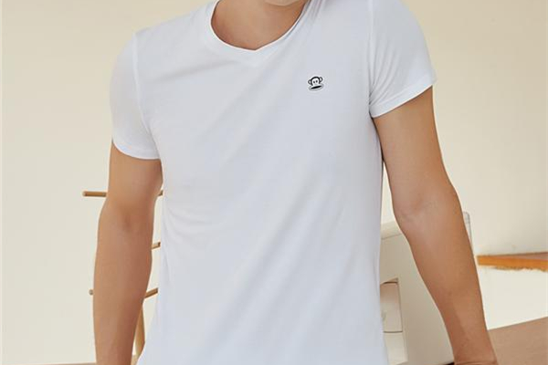 喜歡穿純色衣服的女生是什么性格 喜歡穿純色衣服的男生是什么性格 喜歡穿純色衣服的女生是什么性格 喜歡穿純色衣服的男生是什么性格