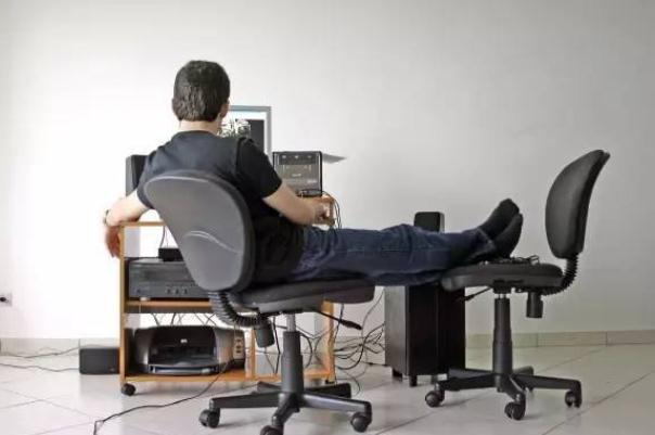 久坐是指多長時(shí)間 久坐有哪些風(fēng)險(xiǎn) 久坐是指多長時(shí)間 久坐有哪些風(fēng)險(xiǎn)