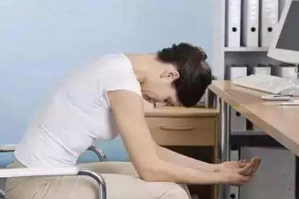 久坐腰椎疼痛怎么緩解 久坐腰椎疼痛是什么原因 久坐腰椎疼痛怎么緩解 久坐腰椎疼痛是什么原因