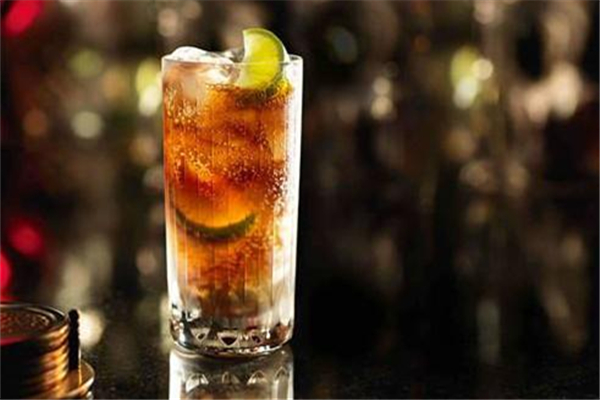 可樂放冷凍會(huì)爆炸嗎 可樂放冷藏還是冷凍 可樂放冷凍會(huì)爆炸嗎 可樂放冷藏還是冷凍