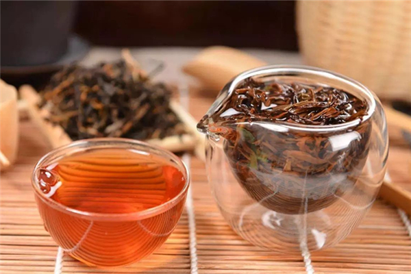 紅茶天天喝對(duì)身體好不好 紅茶一天喝多少合適 紅茶天天喝對(duì)身體好不好 紅茶一天喝多少合適