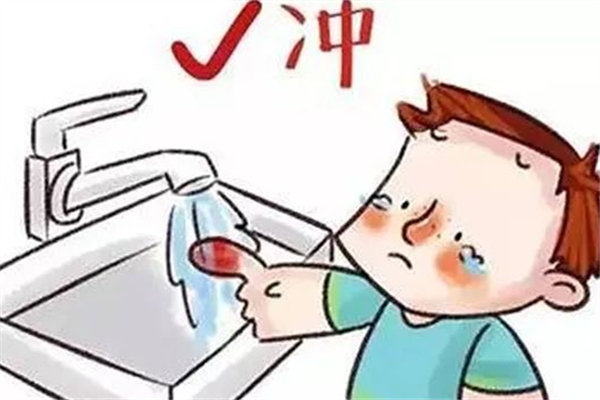 燙傷后可以吃小龍蝦嗎 燙傷忌口的東西有哪些 燙傷后可以吃小龍蝦嗎 燙傷忌口的東西有哪些