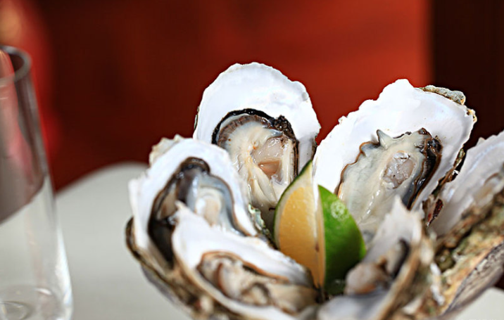 生蠔肉很腥是不是不新鮮 生蠔肉不白有點(diǎn)黃是什么原因 生蠔肉很腥是不是不新鮮 生蠔肉不白有點(diǎn)黃是什么原因