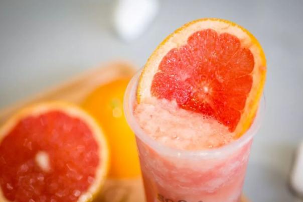 西柚可以泡水喝嗎 西柚可以降血糖嗎 西柚可以泡水喝嗎 西柚可以降血糖嗎