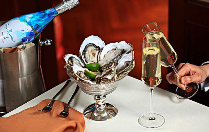 生蠔湯的功效與作用 生蠔湯煮多久能熟 生蠔湯的功效與作用 生蠔湯煮多久能熟