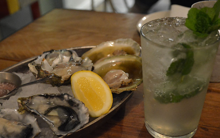 生蠔吐沙需要多久 如何讓生蠔快速吐沙 生蠔吐沙需要多久 如何讓生蠔快速吐沙