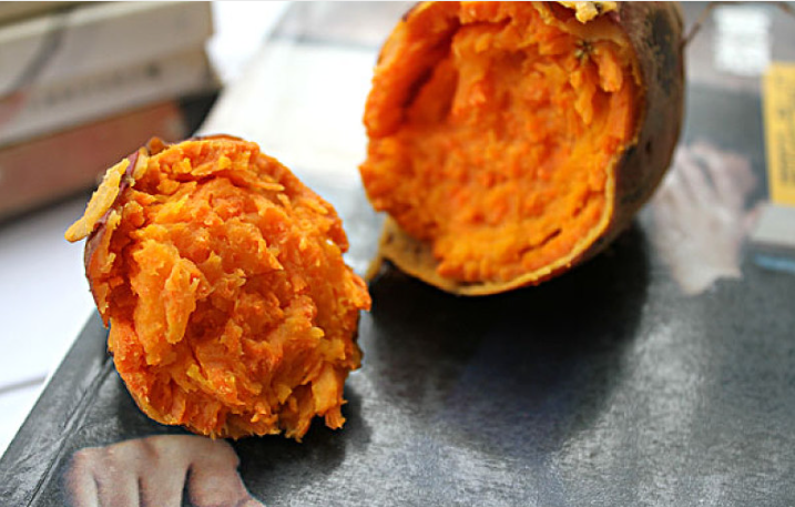 烤紅薯去皮好還是不去皮好 烤紅薯烤箱多長時(shí)間 烤紅薯去皮好還是不去皮好 烤紅薯烤箱多長時(shí)間