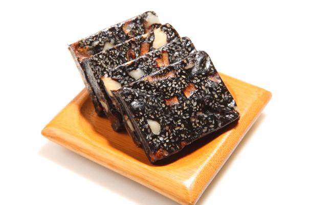 阿膠糕可以天天吃嗎 阿膠糕可以防止脫發(fā)嗎