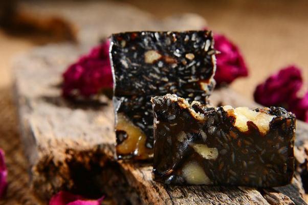 阿膠糕會(huì)不會(huì)上火 阿膠糕會(huì)導(dǎo)致月經(jīng)推遲嗎 阿膠糕會(huì)不會(huì)上火 阿膠糕會(huì)導(dǎo)致月經(jīng)推遲嗎