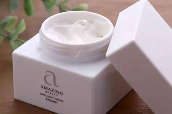 素顏霜對皮膚傷害大嗎 素顏霜對皮膚有什么影響 素顏霜對皮膚傷害大嗎 素顏霜對皮膚有什么影響