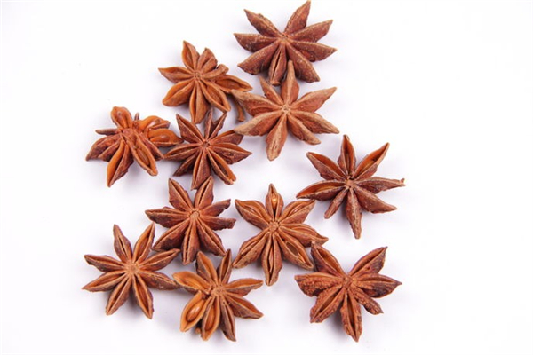 八角有白霜怎么回事 八角有白霜能吃嗎