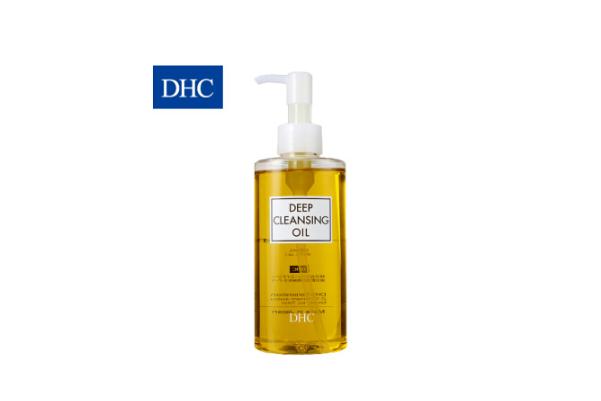 用卸妝油還需要用洗面奶嗎 用卸妝油會(huì)導(dǎo)致長(zhǎng)痘嗎 用卸妝油還需要用洗面奶嗎 用卸妝油會(huì)導(dǎo)致長(zhǎng)痘嗎