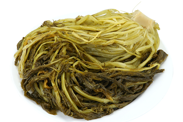 雪里紅腌多長時間可以吃 雪里紅腌好后綠的好還是黃的好 雪里紅腌多長時間可以吃 雪里紅腌好后綠的好還是黃的好