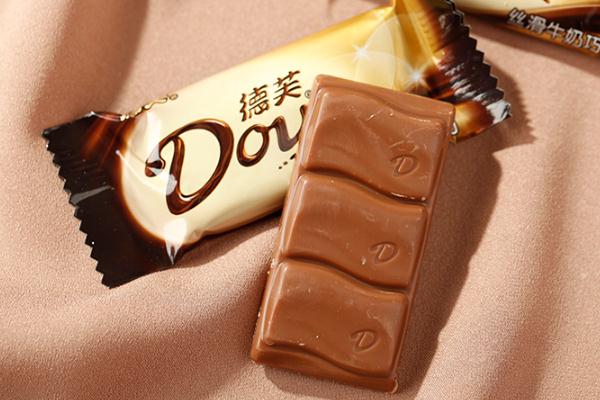 巧克力有咖啡的成分嗎 巧克力有酒精成分嗎 巧克力有咖啡的成分嗎 巧克力有酒精成分嗎