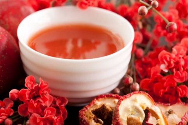 山楂水會(huì)胖嗎 山楂水有什么作用 山楂水會(huì)胖嗎 山楂水有什么作用