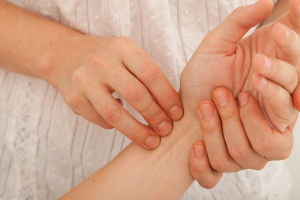 把脈是動脈還是靜脈 把脈是左手還是右手 把脈是動脈還是靜脈 把脈是左手還是右手