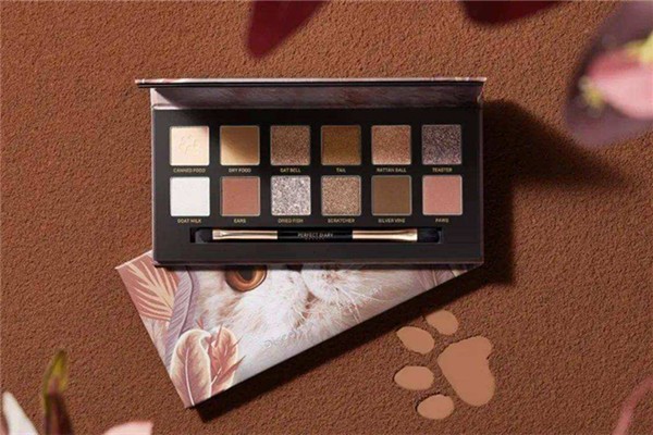 完美日記哪個(gè)眼影盤值得入手 完美日記哪個(gè)眼影盤最好看