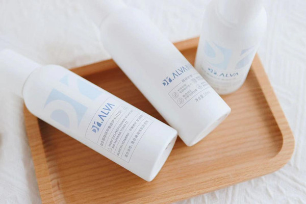 璦爾博士水乳致痘嗎 璦爾博士水乳成分安全嗎