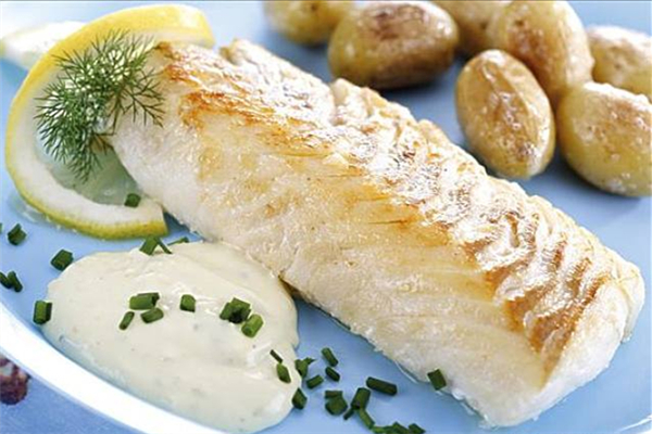 鱈魚(yú)是海魚(yú)還是淡水魚(yú) 鱈魚(yú)是海鮮嗎 鱈魚(yú)是海魚(yú)還是淡水魚(yú) 鱈魚(yú)是海鮮嗎