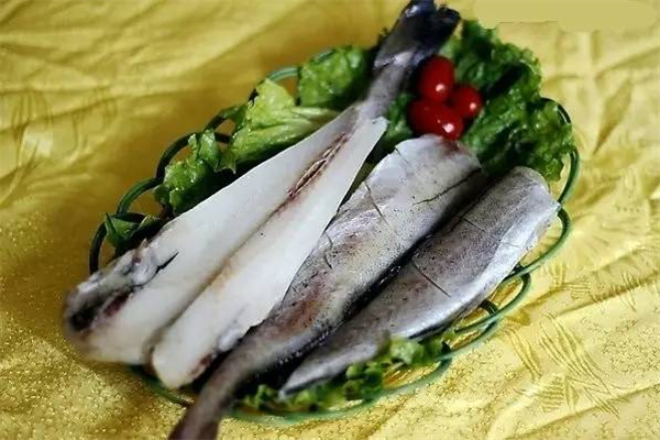 鱈魚(yú)做熟怎么黏糊糊的 鱈魚(yú)怎么樣算熟了 鱈魚(yú)做熟怎么黏糊糊的 鱈魚(yú)怎么樣算熟了