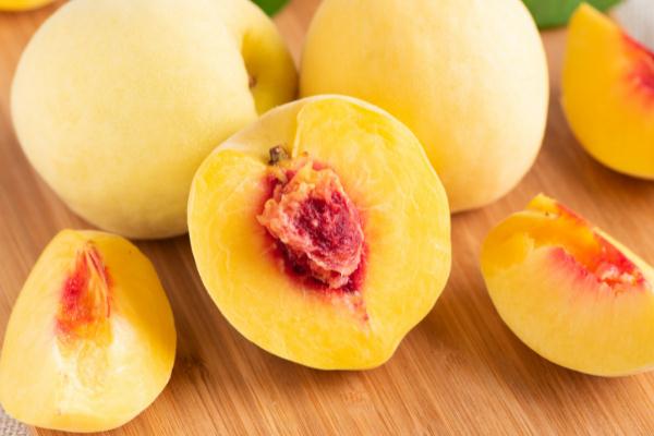 黃桃熱量高嗎 減肥可以吃黃桃嗎 黃桃熱量高嗎 減肥可以吃黃桃嗎