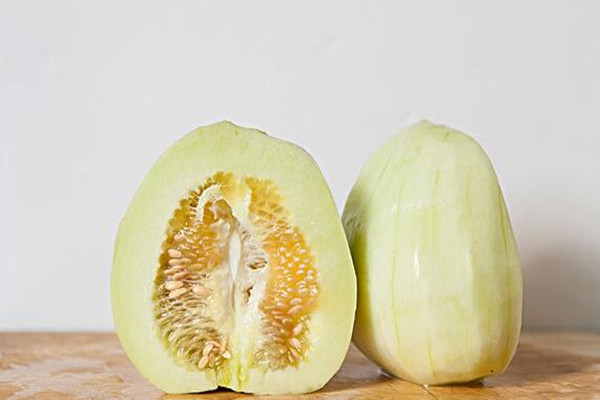 香瓜可以吃皮嗎 香瓜可以放冰箱嗎 香瓜可以吃皮嗎 香瓜可以放冰箱嗎