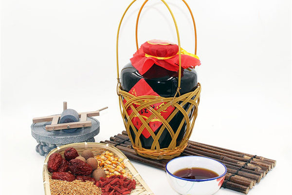 黃酒可以直接飲用嗎 黃酒喝多少為宜 黃酒可以直接飲用嗎 黃酒喝多少為宜