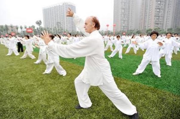 打太極會(huì)出汗嗎 高血壓能打太極拳嗎 打太極會(huì)出汗嗎 高血壓能打太極拳嗎