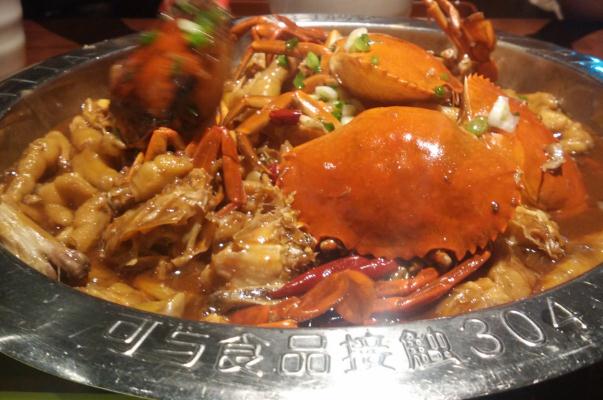 胖哥倆肉蟹煲死蟹當(dāng)活蟹賣 死螃蟹煮熟了可以吃嗎 胖哥倆肉蟹煲死蟹當(dāng)活蟹賣 死螃蟹煮熟了可以吃嗎