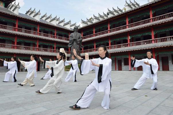 打太極拳可以治療什么病 打太極拳可以降血壓嗎 打太極拳可以治療什么病 打太極拳可以降血壓嗎