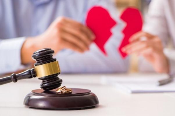 女子產(chǎn)后抑郁丈夫訴離婚被駁回 產(chǎn)后抑郁一般發(fā)生在產(chǎn)后多長時(shí)間 女子產(chǎn)后抑郁丈夫訴離婚被駁回 產(chǎn)后抑郁一般發(fā)生在產(chǎn)后多長時(shí)間